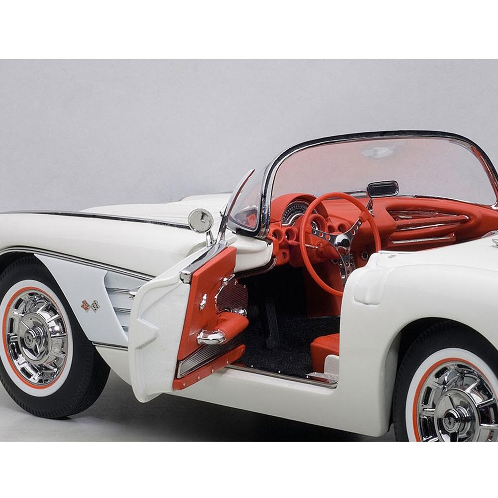 C1 Corvette - Die Cast 1:18 - Snowcrest White : 1958 C1