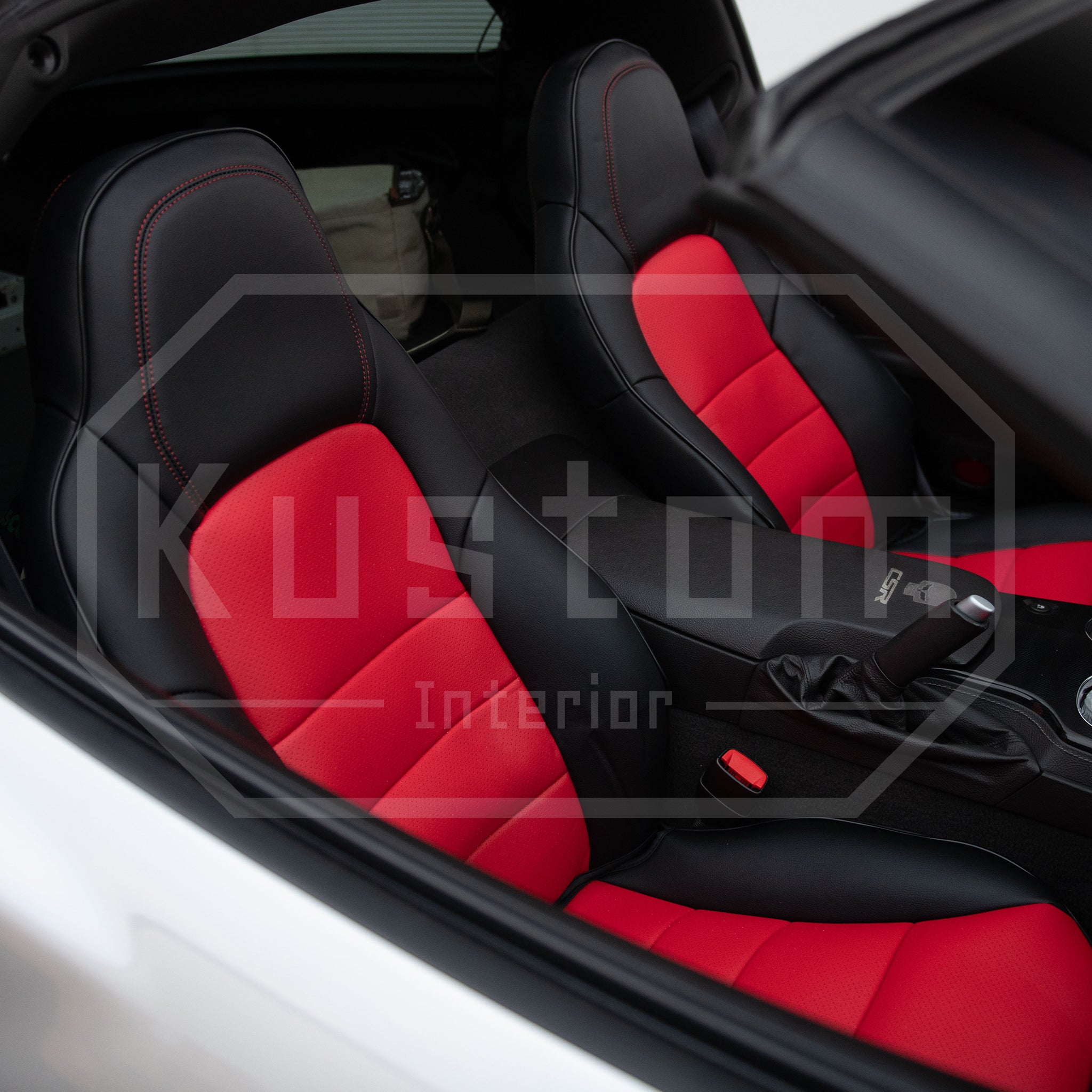 Corvette Custom Leather Seat Covers For Standard Seats : 2005-2013 C6