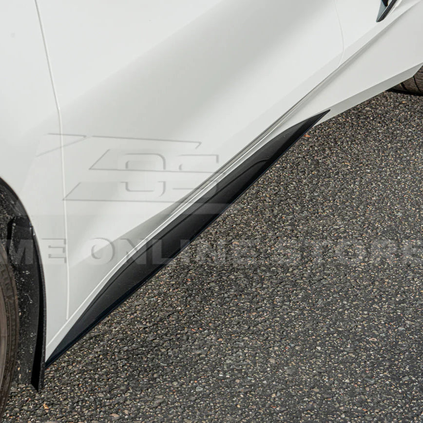 C8 Corvette Z51 Gloss Black Side Skirts : 2020-2025