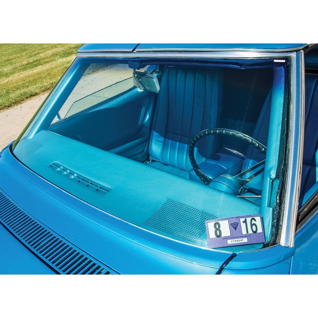C3 1968-1972 Corvette Windshield W/Soft Ray Green Tint & Shade Band