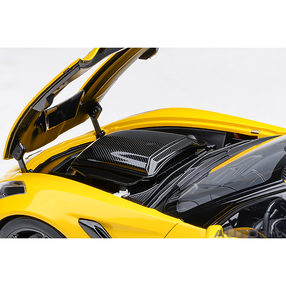 C7 Corvette ZR1 Die Cast 1:18 - Corvette Racing Yellow Tintcoat