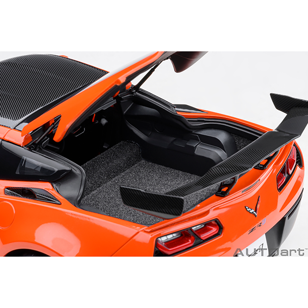 C7 Corvette ZR1 Die Cast 1:18 - Sebring Orange Tintcoat