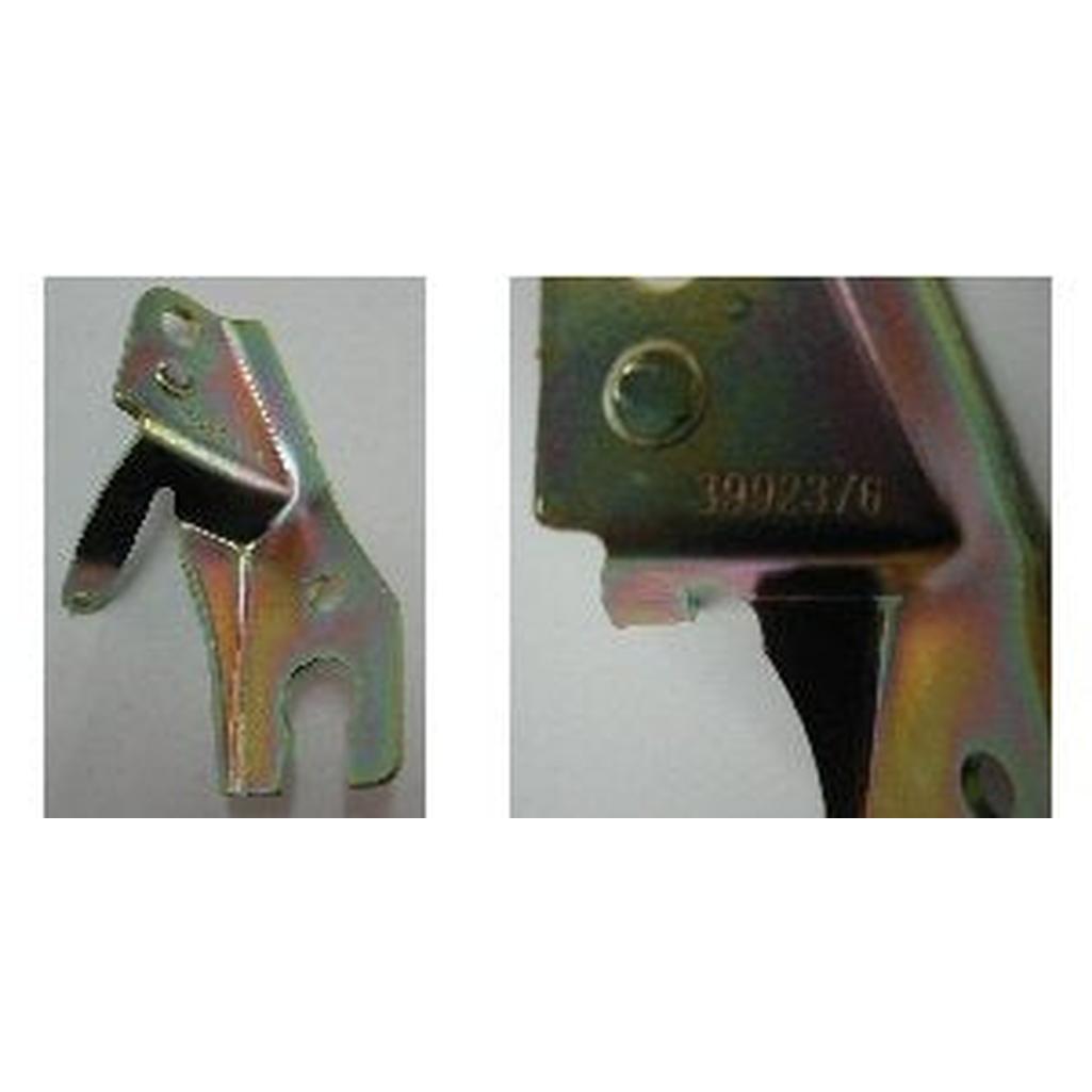 C3 1968-1972 Corvette Throttle Cable Bracket - Quadrajet