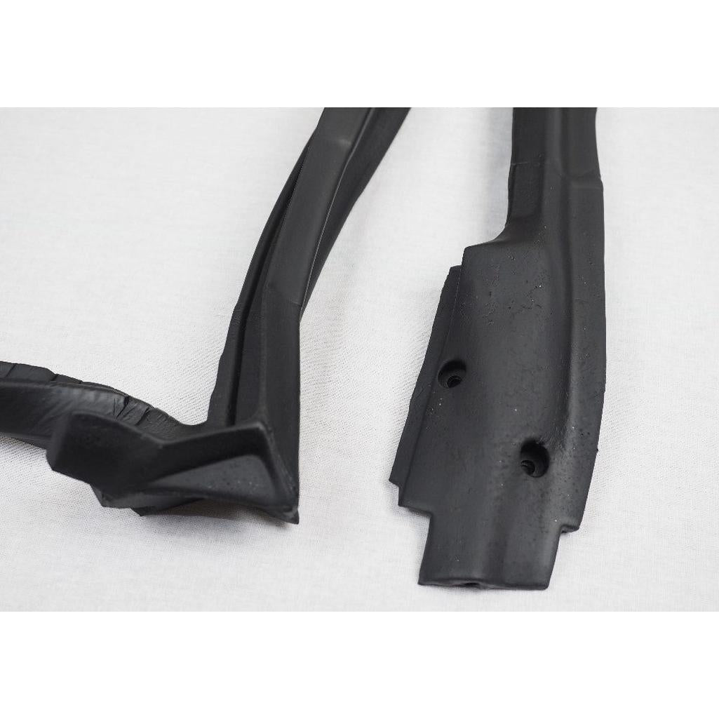 C4 1984-1996 Corvette Roof Front Weatherstrip