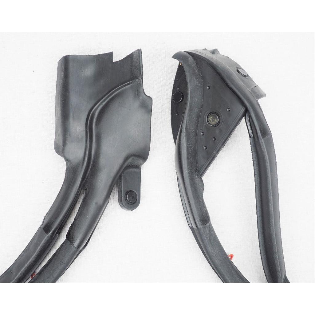 C5 1997-2004 Corvette Door Main Weatherstrip - LH