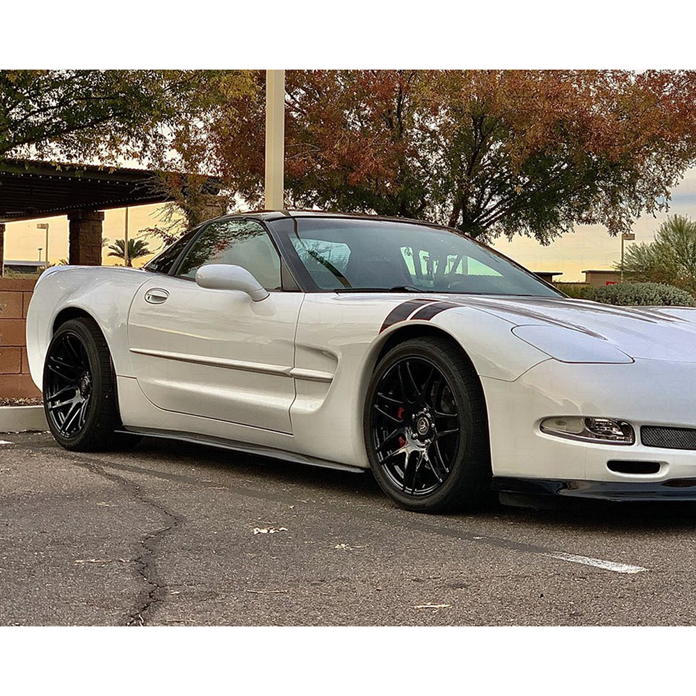 Corvette ZR1 Style Side Skirts W/ Mud Flaps Gloss Black : 1997-2004 C5 & Z06