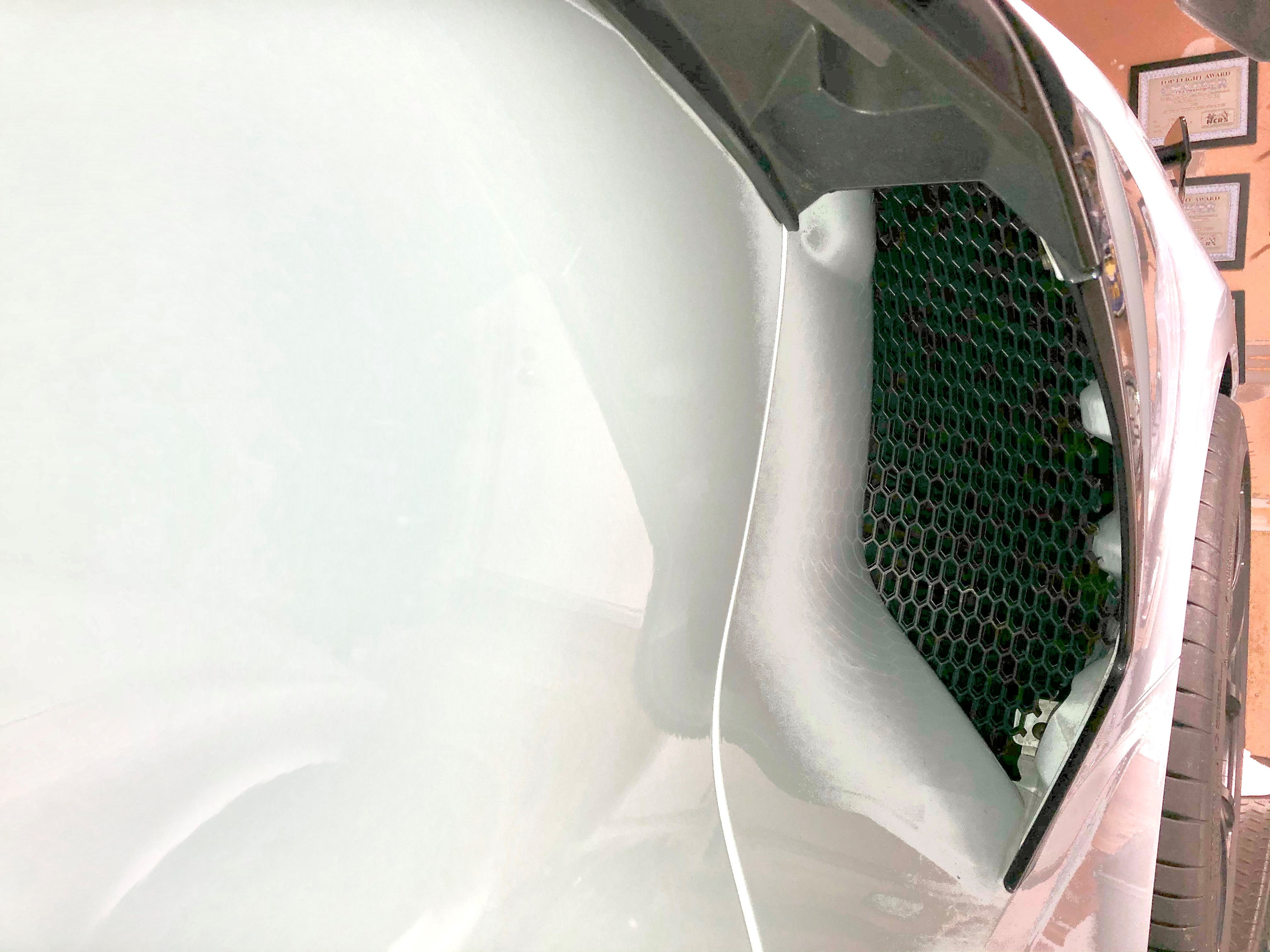 C8 Corvette Stingray 2020-2026 Side Intake Mesh Grills