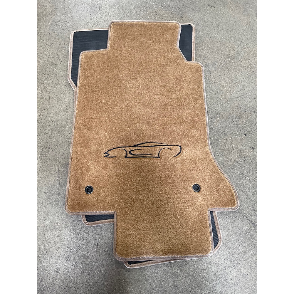 Corvette Ultimat Floor Mats - Lt Oak with Black C5 Outline : 1997-2004 C5 & Z06