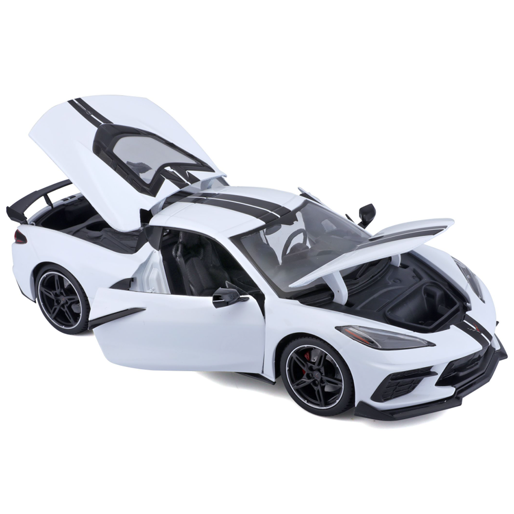 C8 Corvette Z51 Die Cast 1:18 w/ High Wing Spoiler - White
