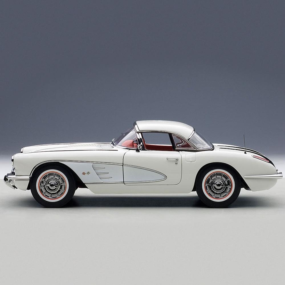 C1 Corvette - Die Cast 1:18 - Snowcrest White : 1958 C1