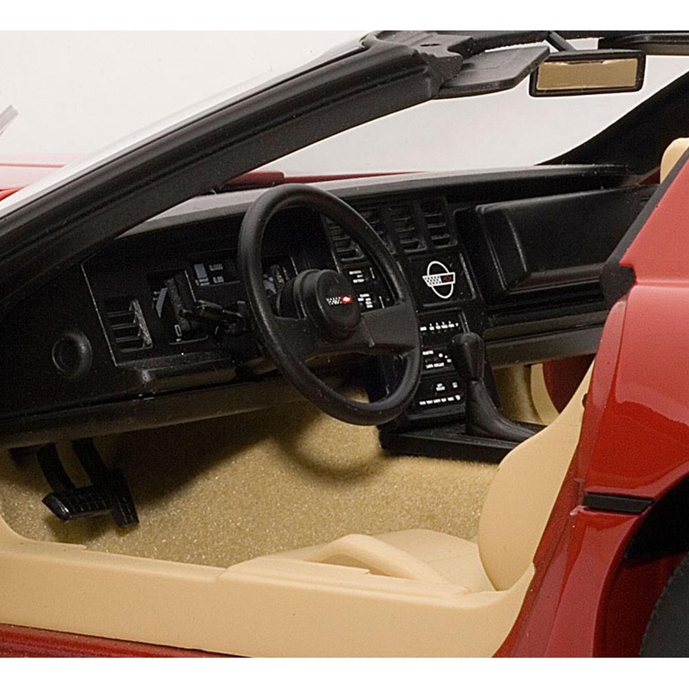 C4 Corvette - Die Cast 1:18 - Bright Red : 1986 C4