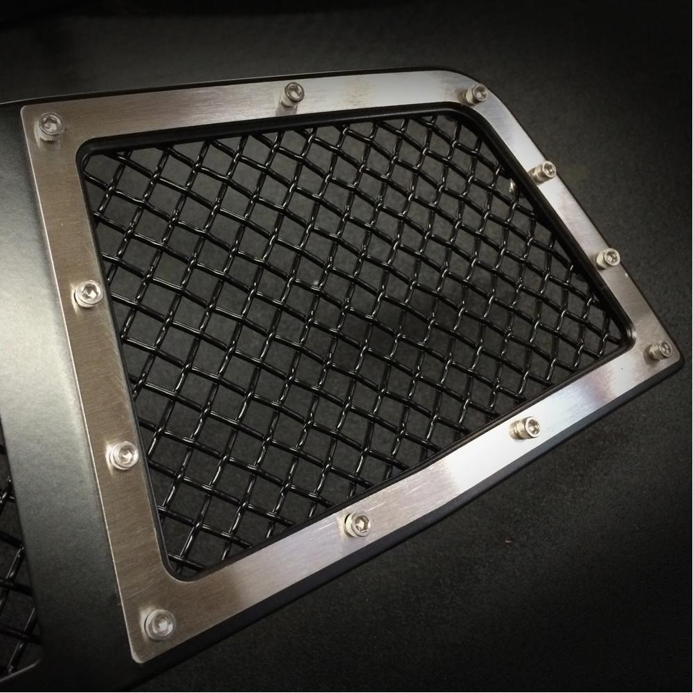 Corvette Front Grille - GT Corsa - Black w/Brushed Port Accent Trim/Fasteners : C7 Stingray, Z51