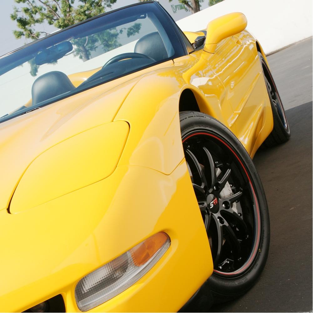 Corvette SR1 Performance Wheels - APEX Series : Gloss Black w/Red Stripe