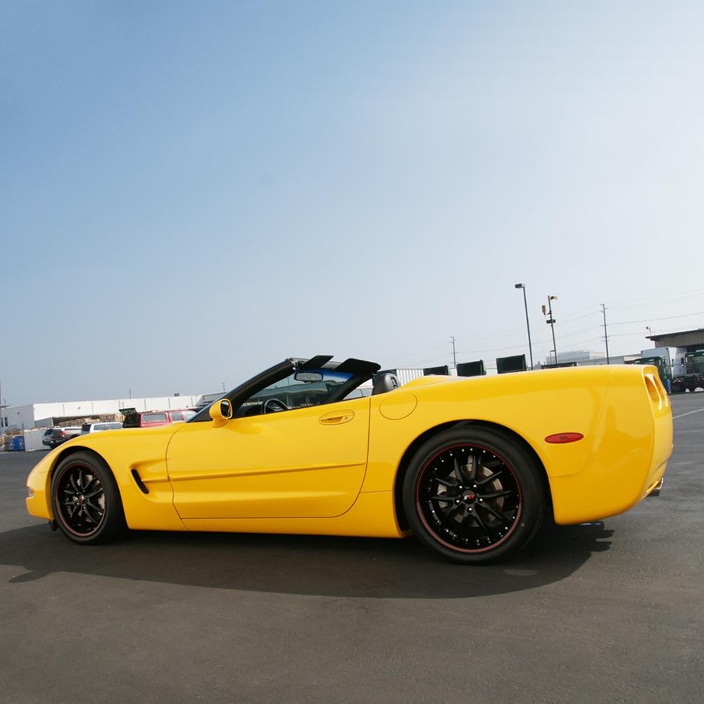 Corvette SR1 Performance Wheels - APEX Series (Set) : Gloss Black w/Red Stripe