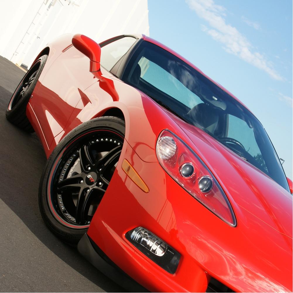 Corvette SR1 Performance Wheels - BULLET Series : Gloss Black w/Red Stripe