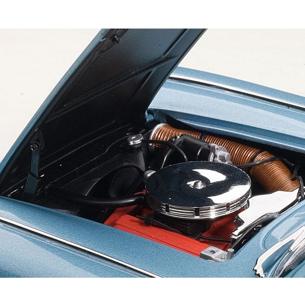 C1 Corvette - Die Cast 1:18 - Silver Blue : 1958 C1