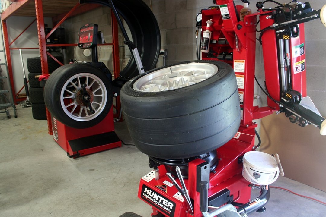 Corvette Race Wheel & Hoosier Tire Package : 2006-2013 Z06,ZR1,Grand Sport