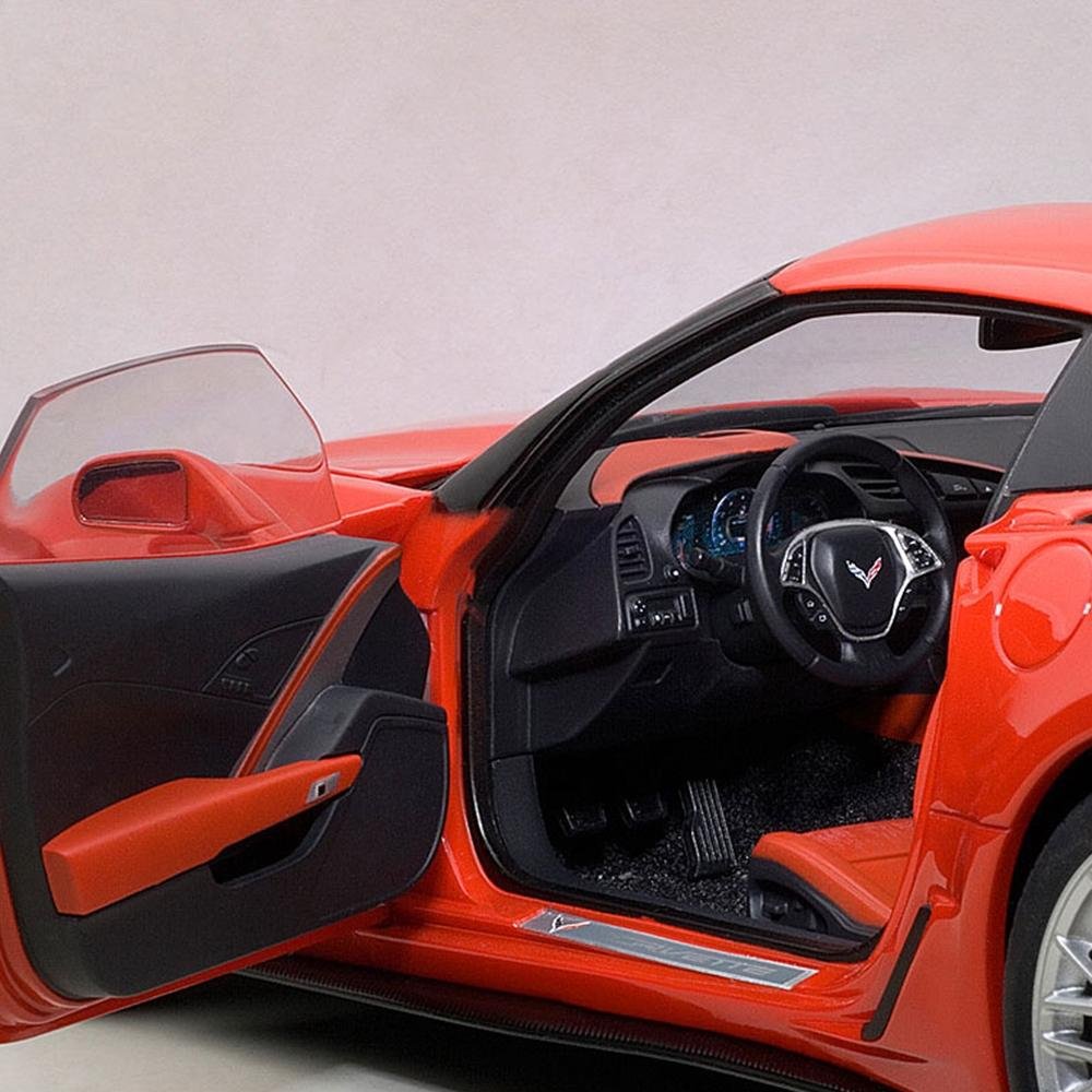 C7 Corvette Z06 Die Cast 1:18 - Torch Red