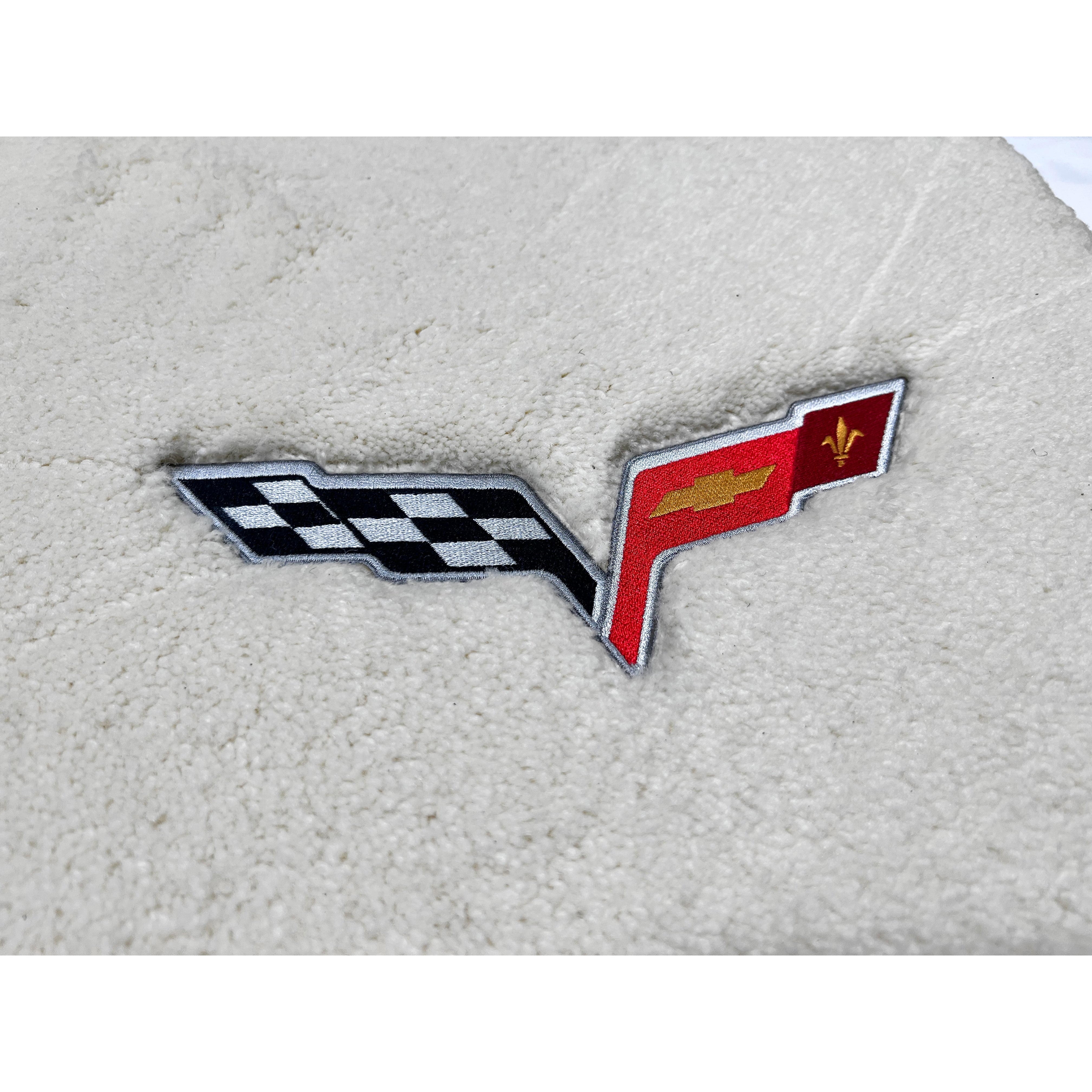 Corvette Lloyd Luxe Floor Mats - Light Tan with C6 Emblem Only : 2005-200.5